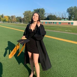 Meet your Posher, Isabelle